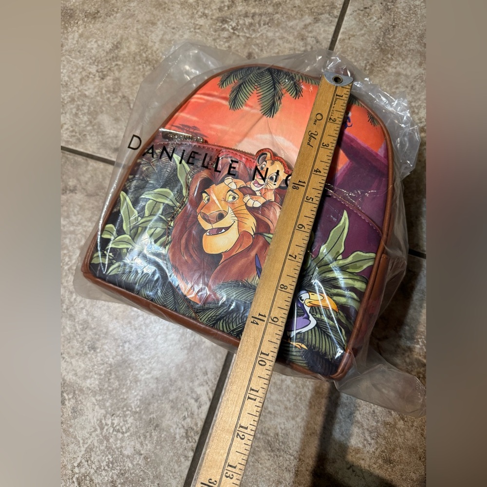 NWT Danielle Nicole Lion King Backpack - Picture 6 of 8